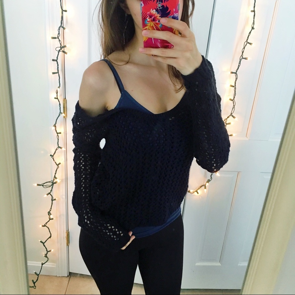 Gilly Hicks Blue v neck sweater